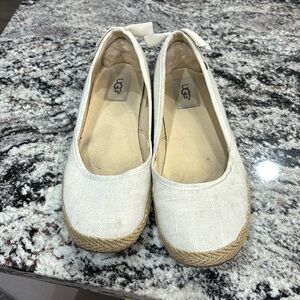 Ugg ballet with bow shoes